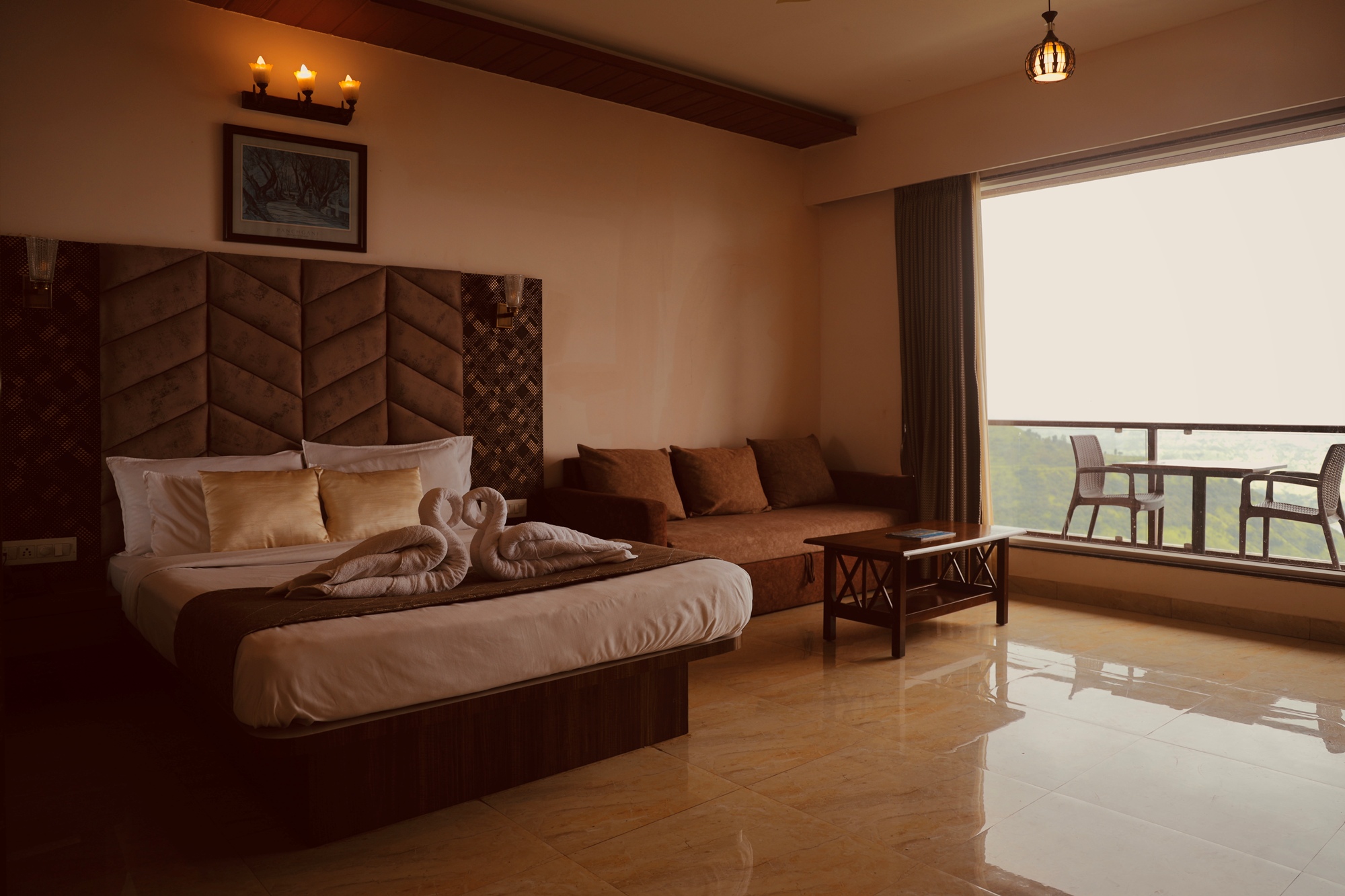 Executive room interior_1368